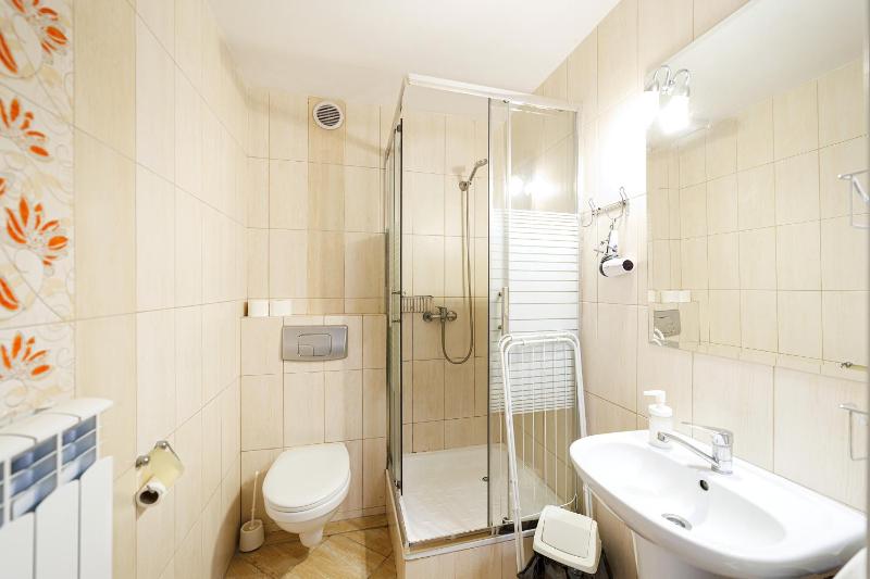 Superior Triple Room image 3
