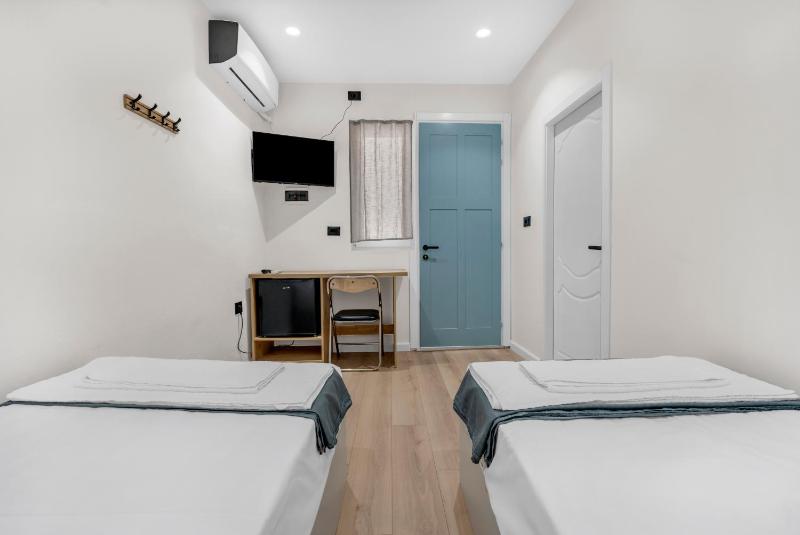 The Nook City Centre En suite - image 10