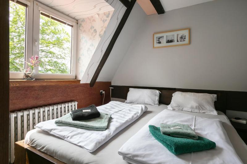 Quadruple Room image 4