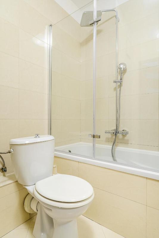 Superior Apartment image 2