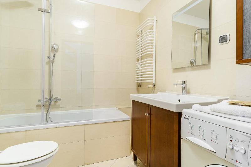 Classic Apartment image 4