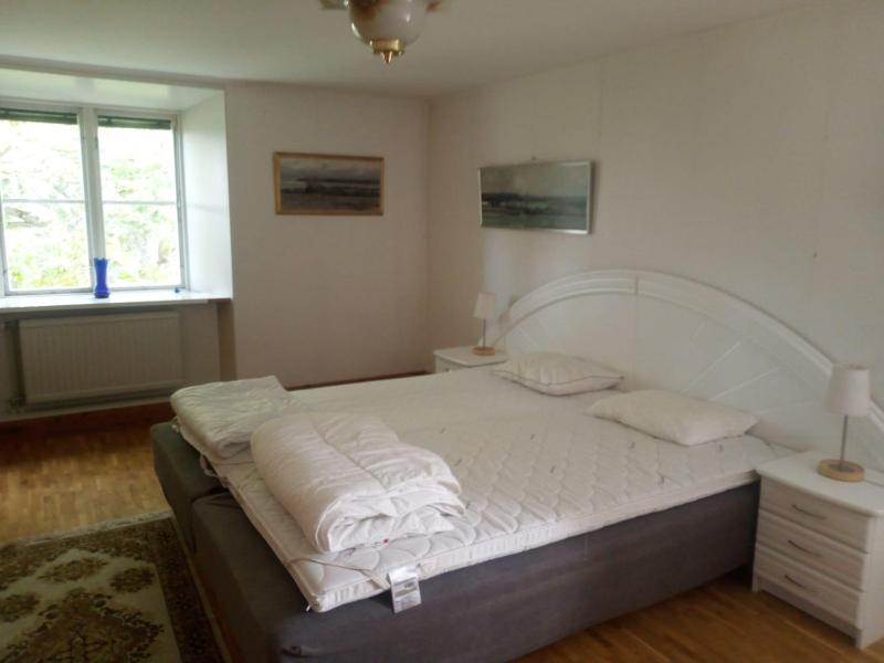Three-Bedroom House image 2