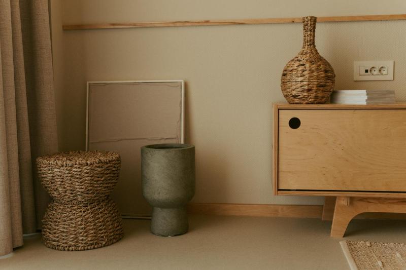 Deluxe King Room image 4