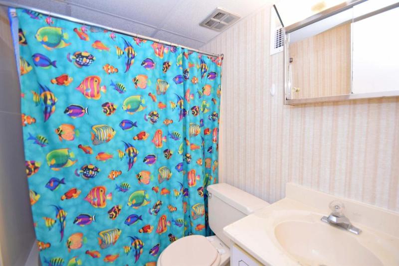 One-Bedroom Apartment image 2