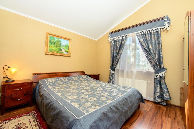 Cottage image 4