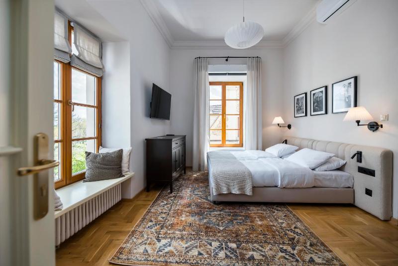 EASY RENT Apartments- Fontana Boutique - image 22