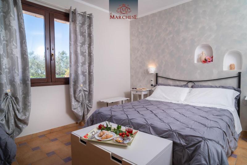 Standard Triple Room image 1