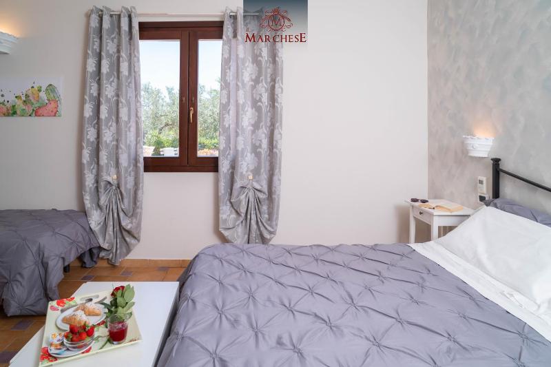 Standard Triple Room image 3
