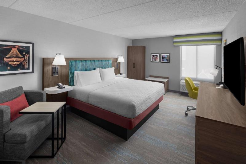 Hampton Inn Cleveland-Downtown - image 34