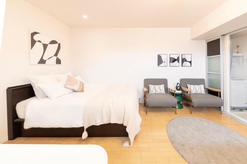 City Hotel Shinsaibashi Lofts - image 5