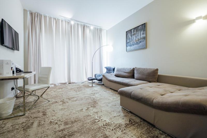 Suite image 3