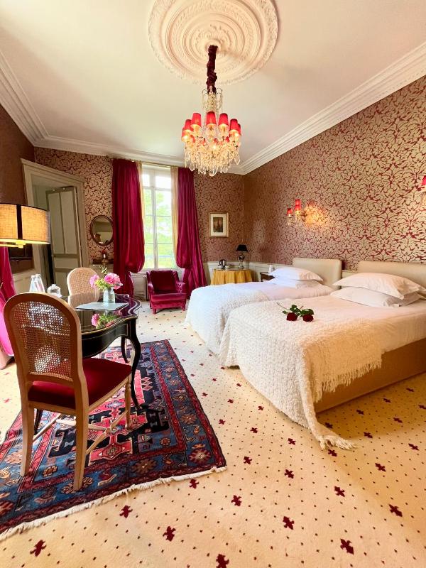 Superior Double Room image 4