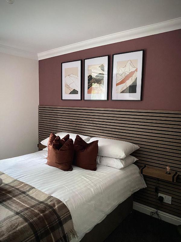 Budget Double Room image 3