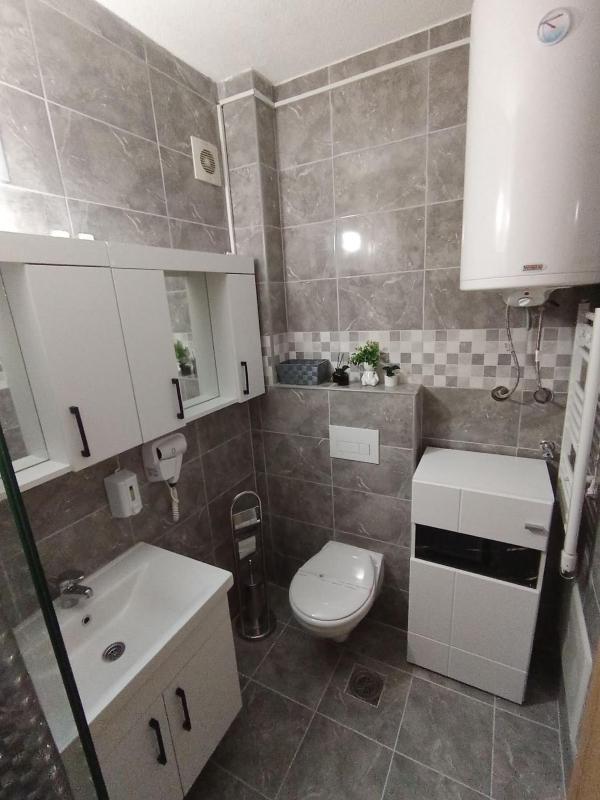 Apartman Tina  kod hotela Sunce - image 5