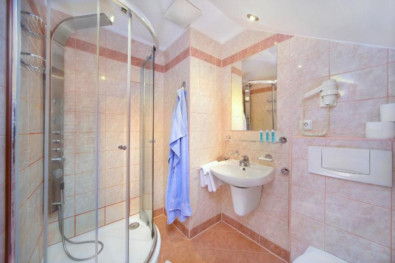 Exclusive Suite image 3