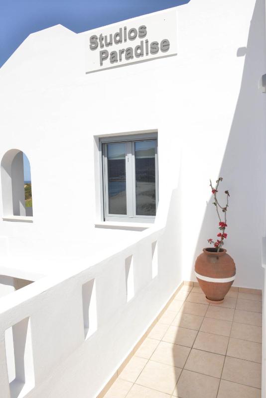 Deluxe Apartment with Sea View image 3