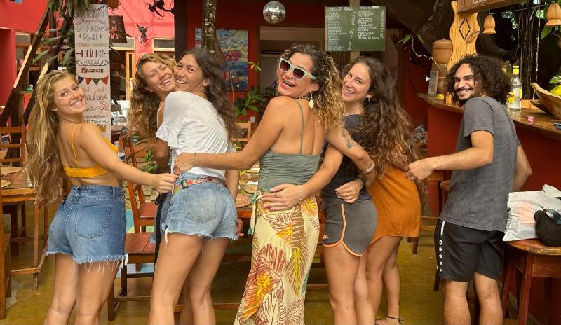 Mais Que Nada Itacaré - Hostel Bar & Breakfast - image 42