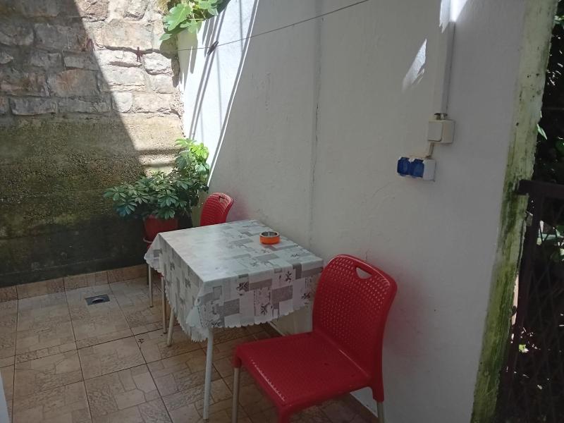 Single Room with Private Bathroom image 3