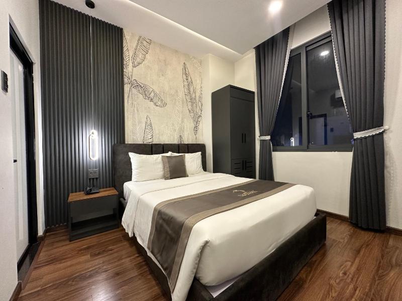 LION 10 HOTEL - image 28
