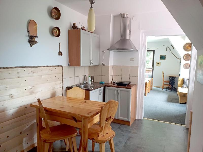 Apartment image 4