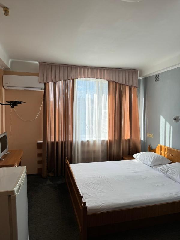 Standard Single Room image 2
