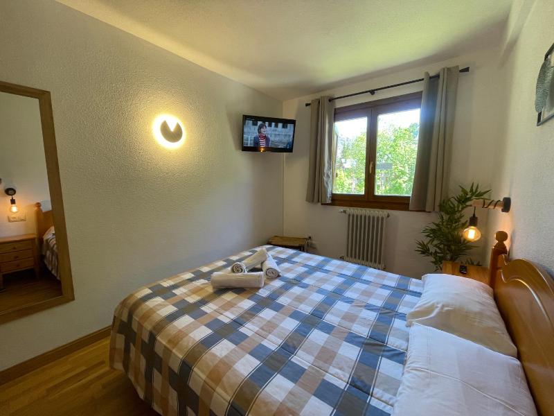 Two-Bedroom Apartment image 4