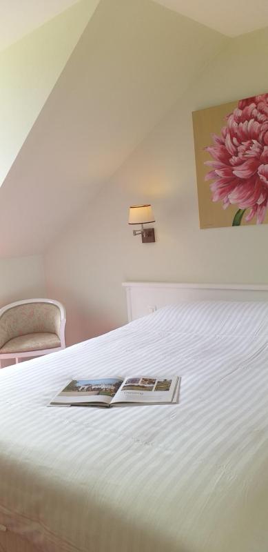 Double Room image 3