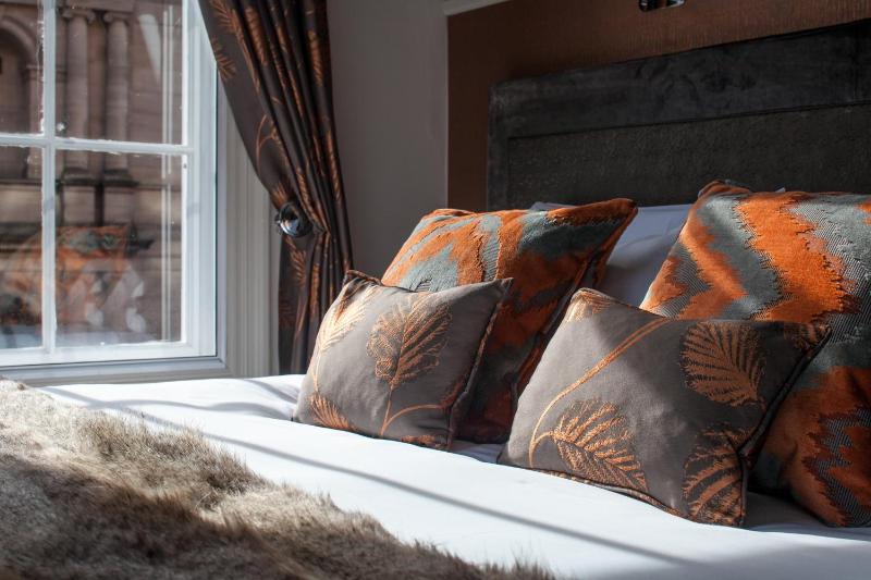 Lace Market Hotel - image 8