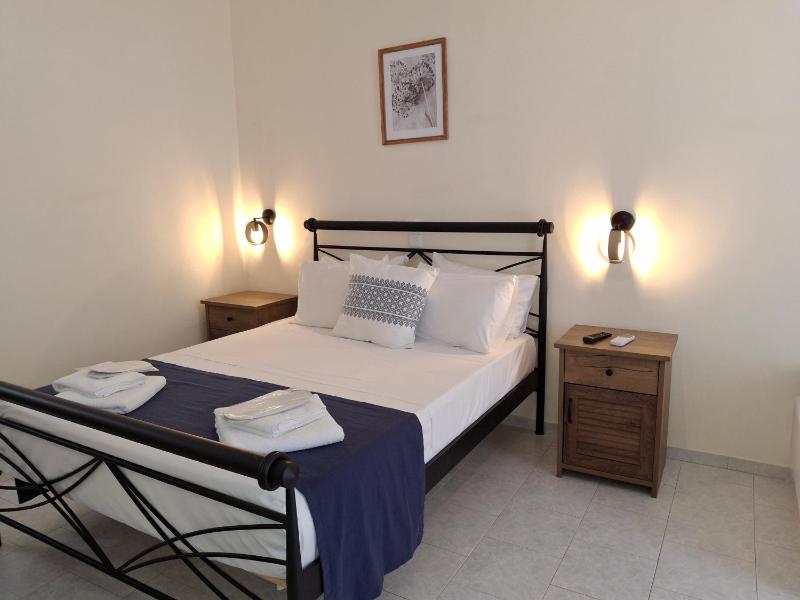 Basic Triple Room image 1