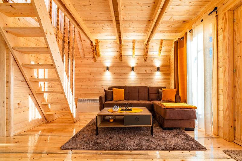 Mountain House Komovi-Radunovic DE LUX - image 2