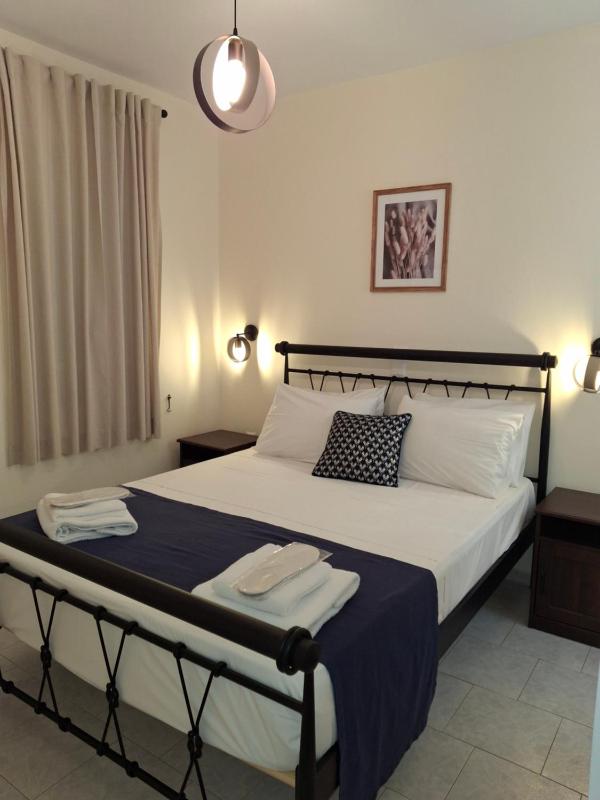 Quadruple Room image 3