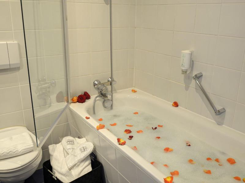 Junior Suite with Terrace image 2