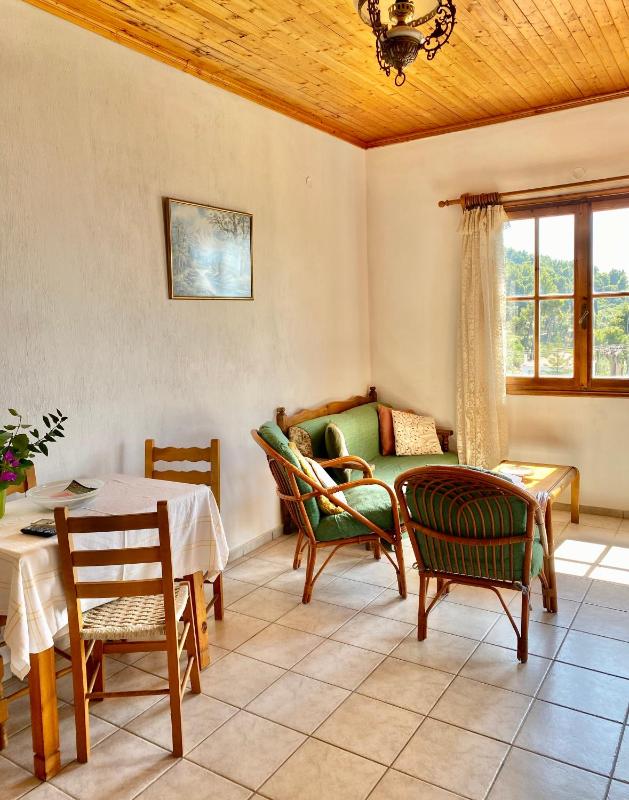 Betsanis Stafylos Apartments - image 5
