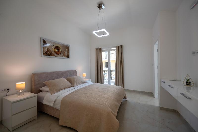 The Golden Luxury Apartments - image 2