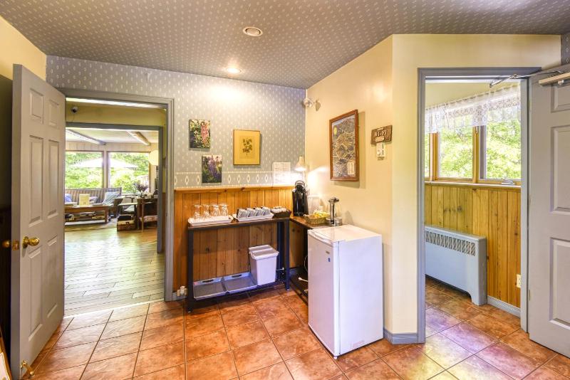 Auberge Le Lupin-Self Check-in - image 6