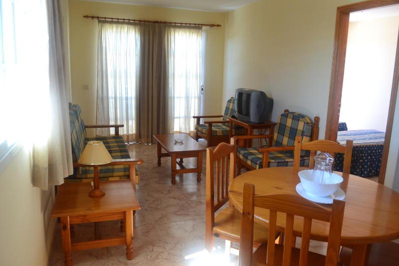Apartment with Sea View image 2