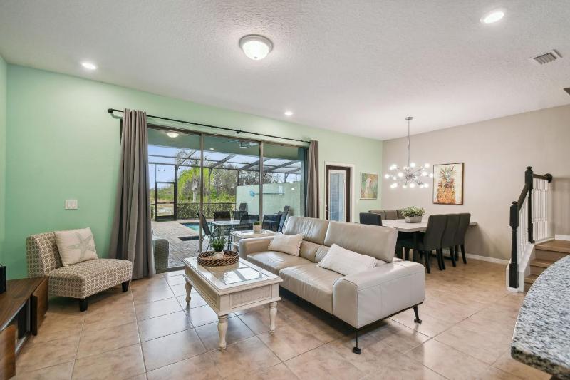 4663TSD-Solterra Resort townhouse - image 26