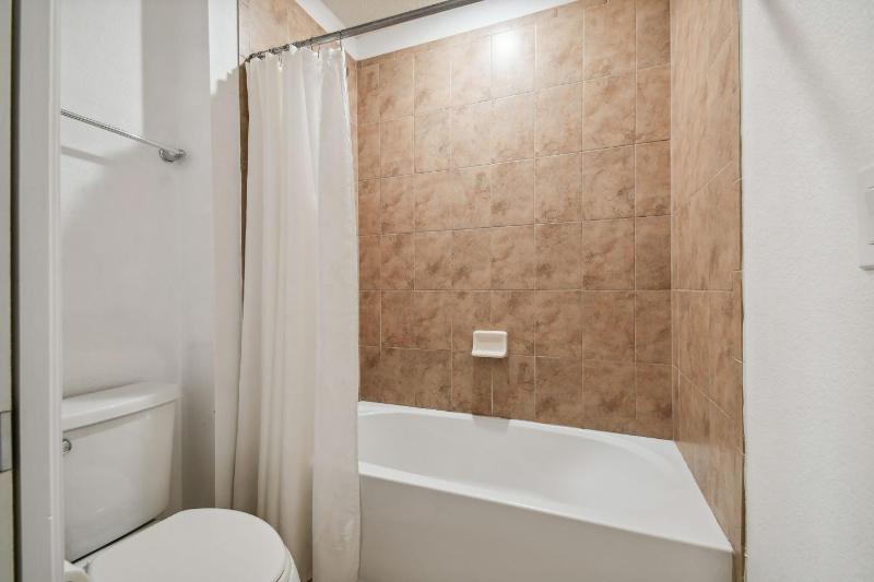 4663TSD-Solterra Resort townhouse - image 3