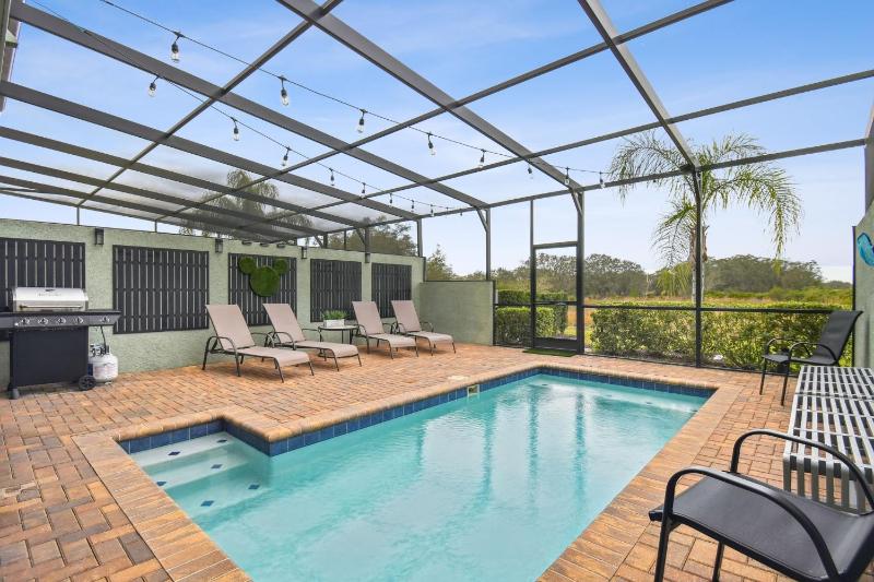 4663TSD-Solterra Resort townhouse - image 35