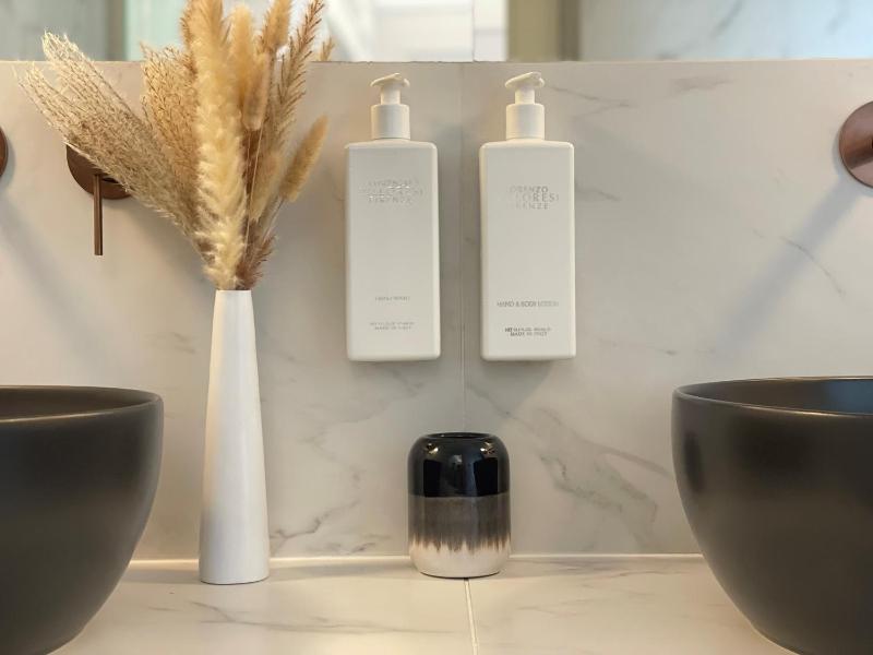 Supreme Suite image 2