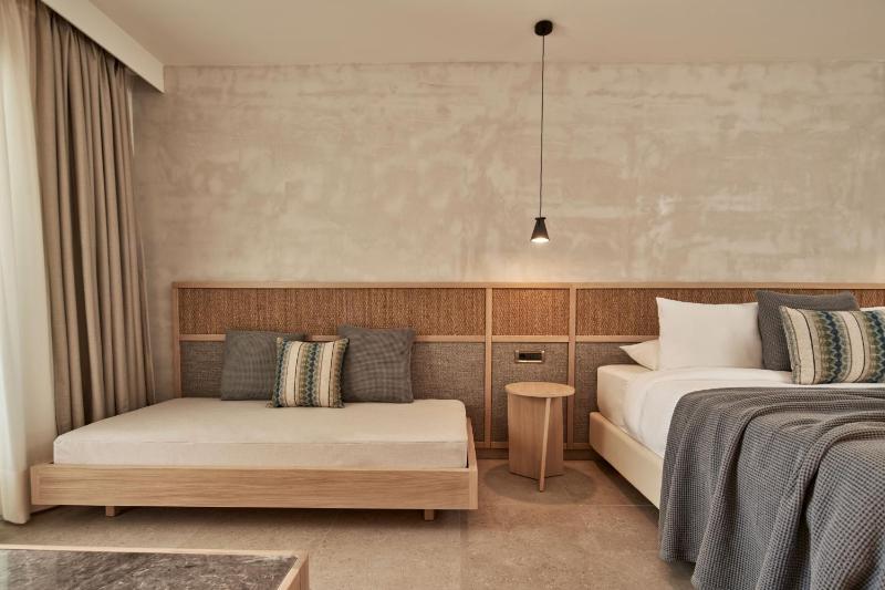 Double Room Sea View image 4