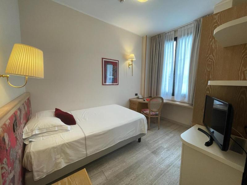 Classic Single Room image 1