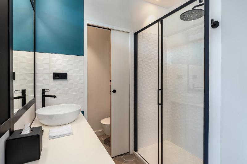 Aloft by Marriott Dijon - image 4
