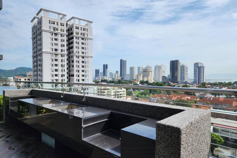 Seaview Studio Tropicana 218 Macalister Georgetown - image 16