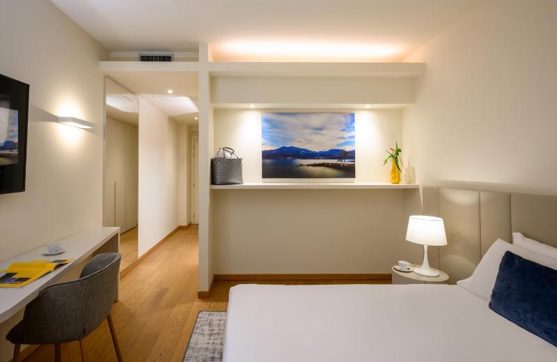 Deluxe Double Room image 4