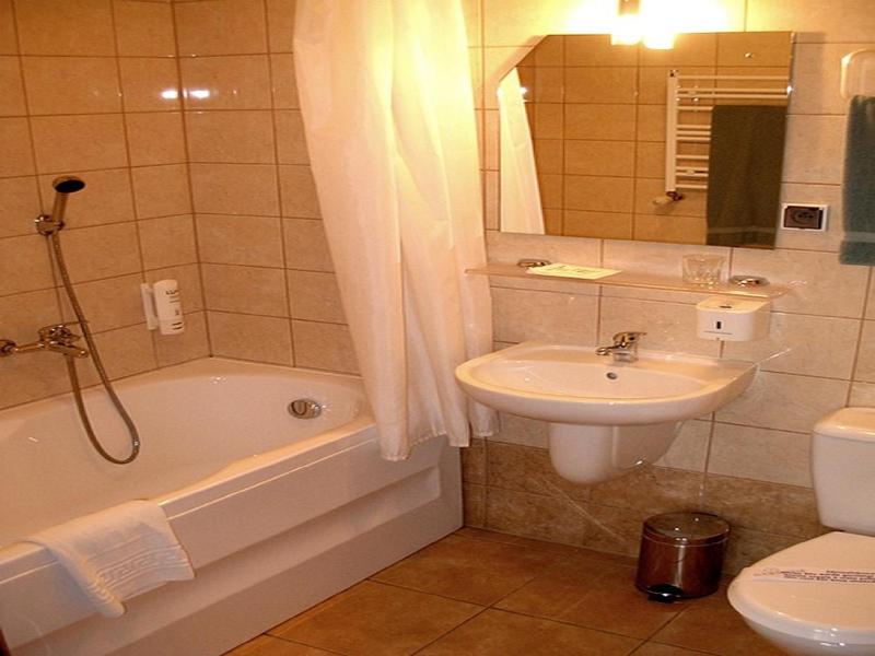 Comfort Single Room image 2