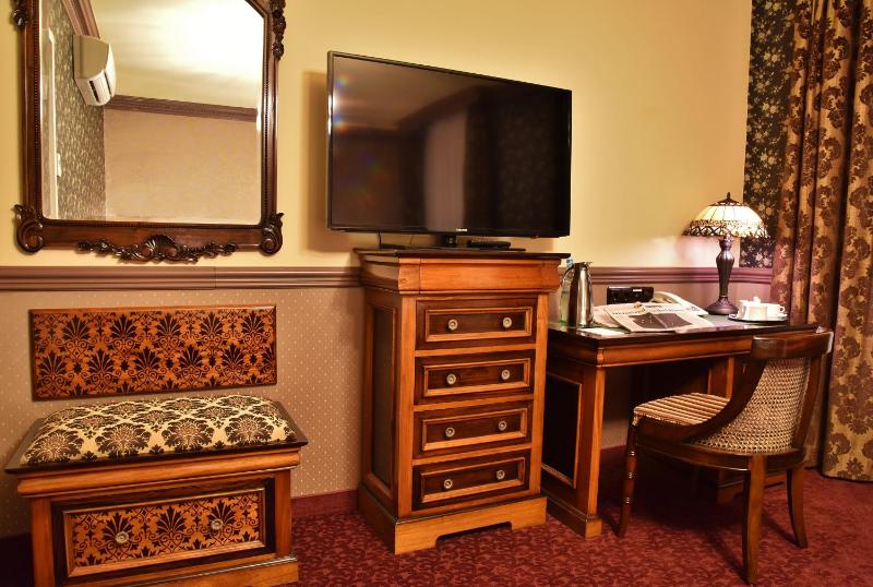 Comfort Double or Twin Room image 3