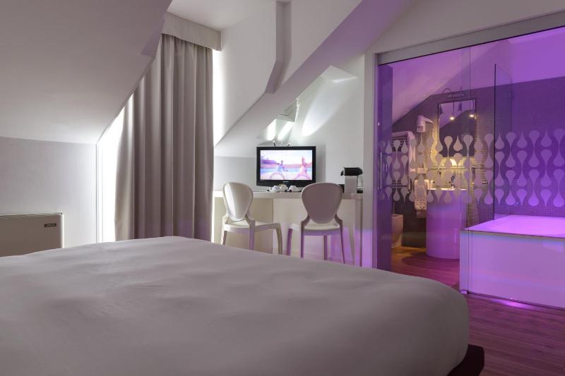 Elite Hotel & Spa - image 7