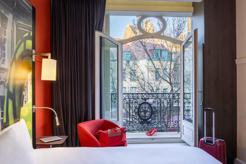 Privilege Double Room image 4