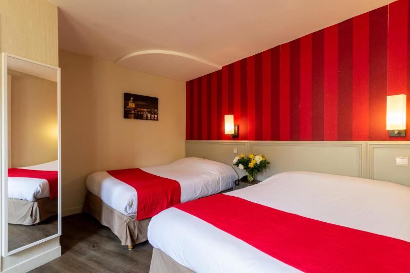 Triple Room image 1